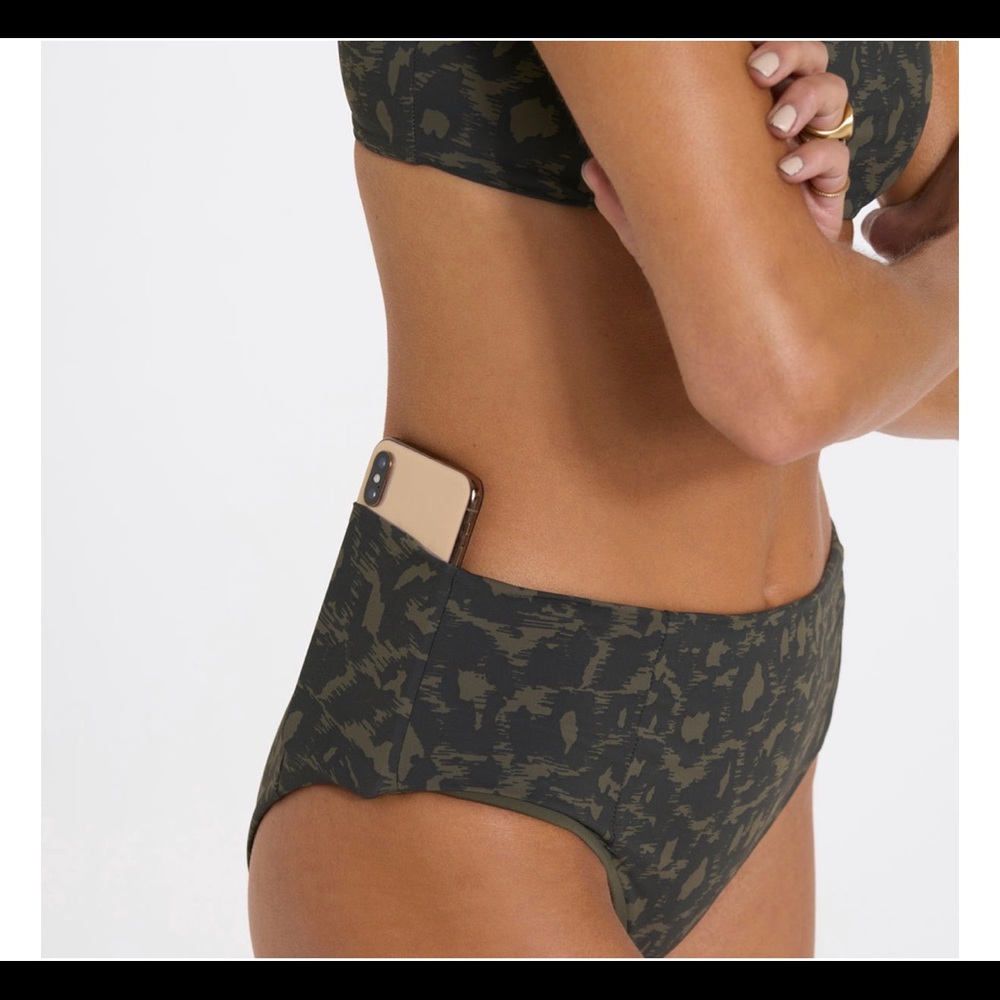 Vuori Dune Bikini Bottom - Size Small - Oregano